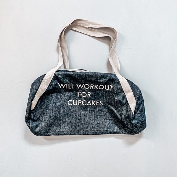 Handbags - Jenna ✨ Will Work Out For Cupcakes Gym Bag